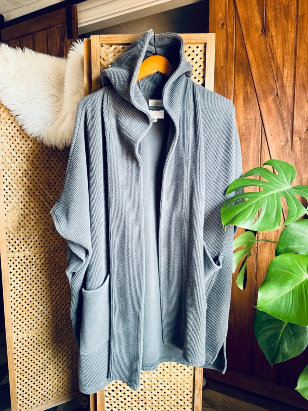 Aerie Gray Hooded Women's Cardigan